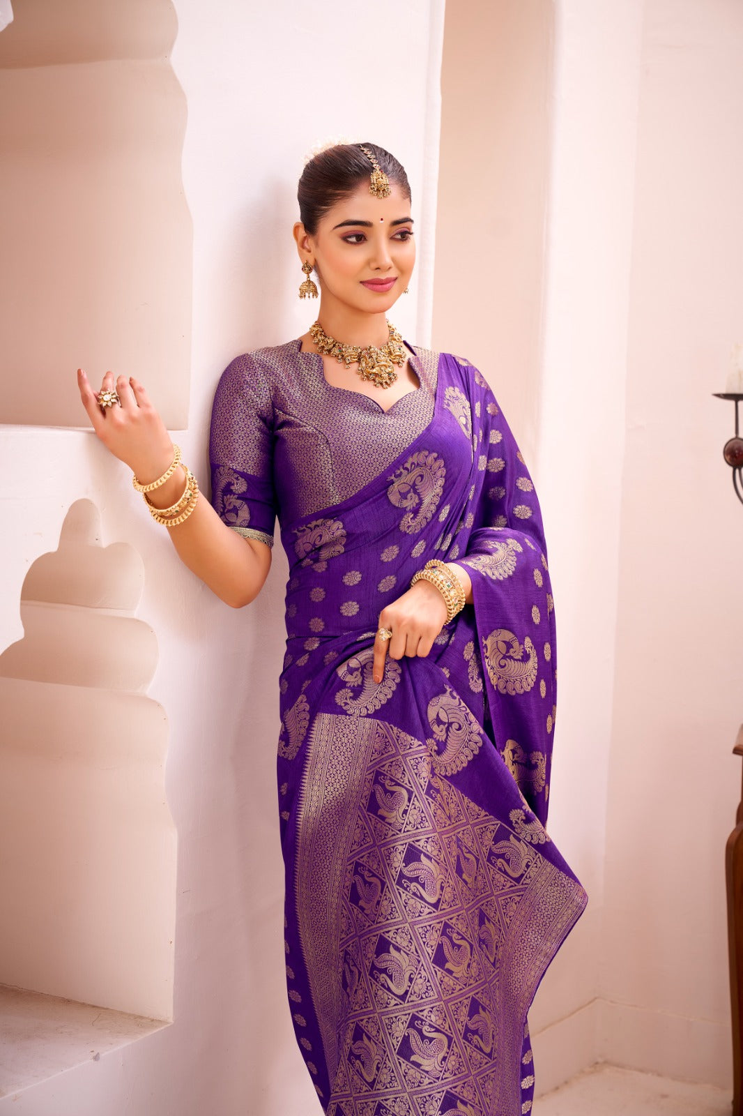 Designer Roop Silk Zari Woven Silk Saree