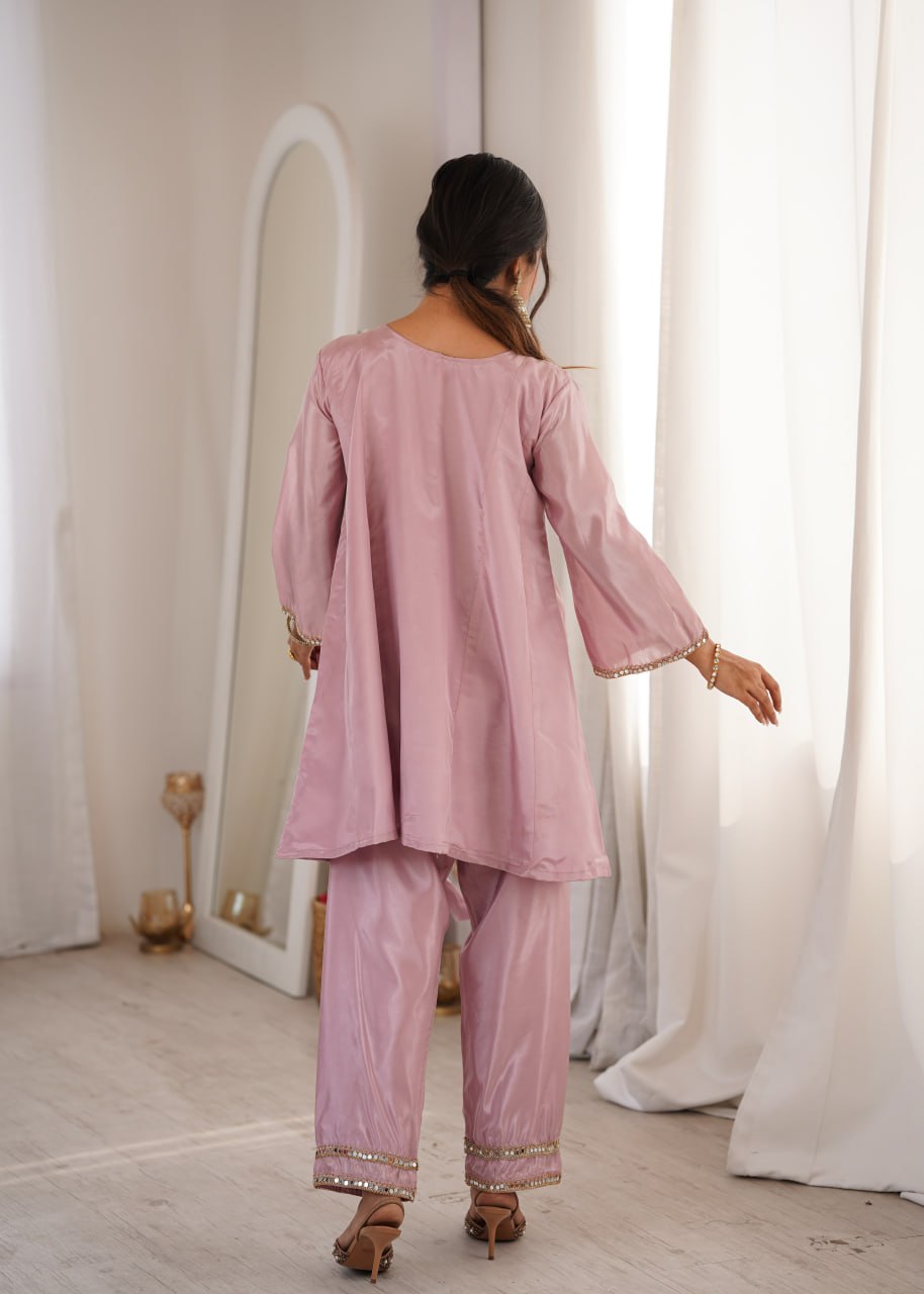 Premium Mirror Work Kurti Pant Set With Batwa